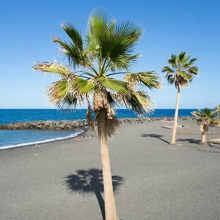 Bright Spacious Apartment, 2 Min Walk From Beach Candelaria Exterior photo